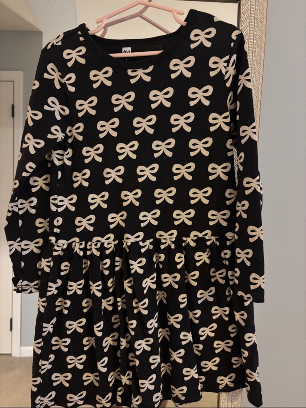 Tea Collection size 7 Black Dress with Cream Bow Print - Long Sleeve - like new